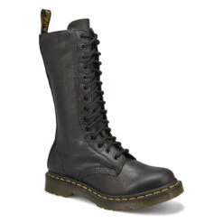 Dr. Martens Dr Martens Women's1B9914-Eye Casual Boot - Bl